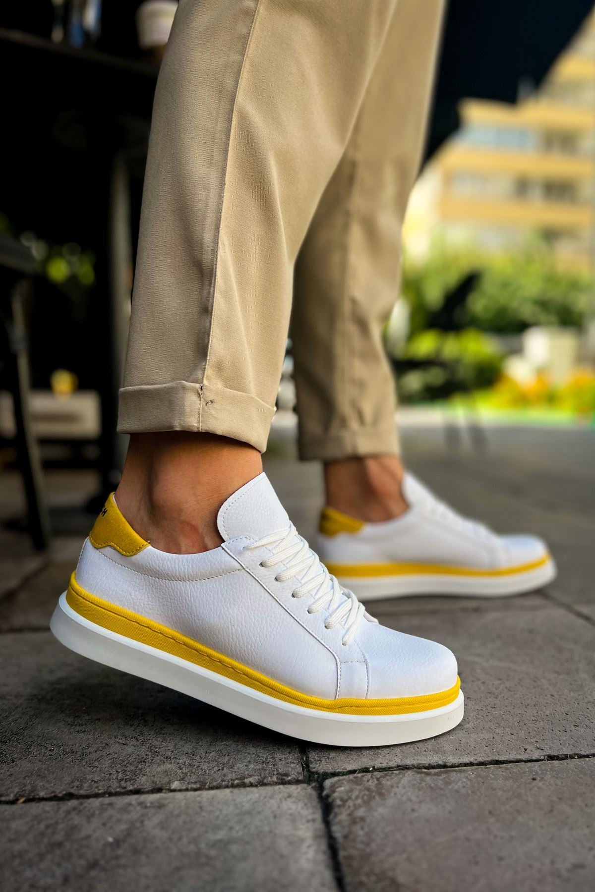 MN979 - Santoni GBT სპორტული მამაკაცის ფეხსაცმელი თეთრი/ყვითელი
